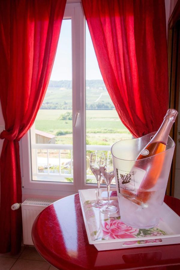 Domaine Bacchus Acomodação com café da manhã Reuil-sur-Marne Exterior foto